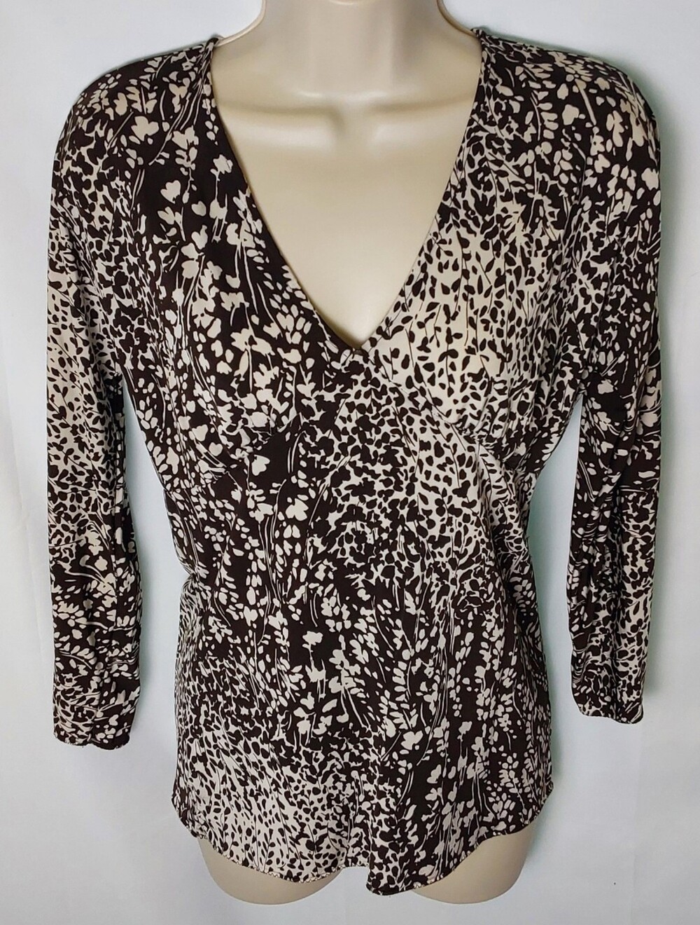 Ann Taylor Brown & Cream V-Neck Printed Top